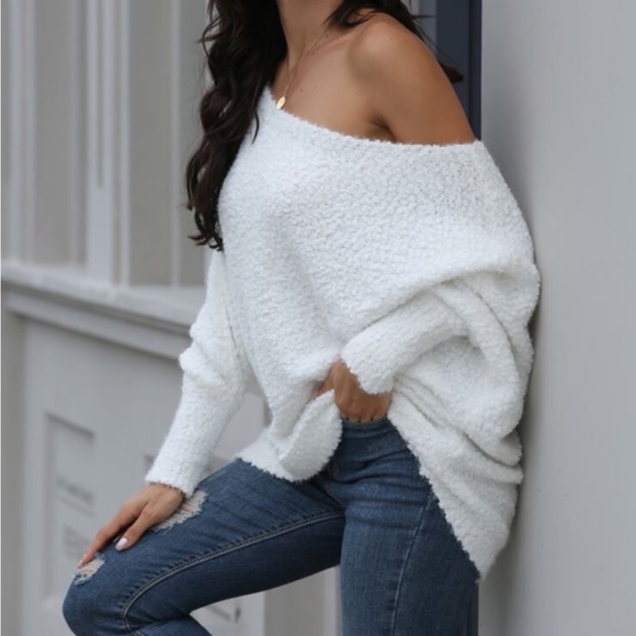 White Popcorn Batwing Soft Oversized Sweater - Picture 2 of 8
